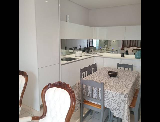 2 BEDROOM PROPERTY TO RENT IN HOUGHTON ESTATE